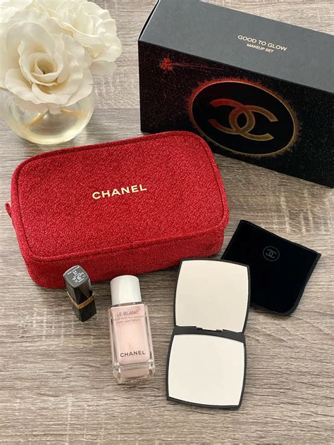 chanel gift package|Chanel gift set with pouch.